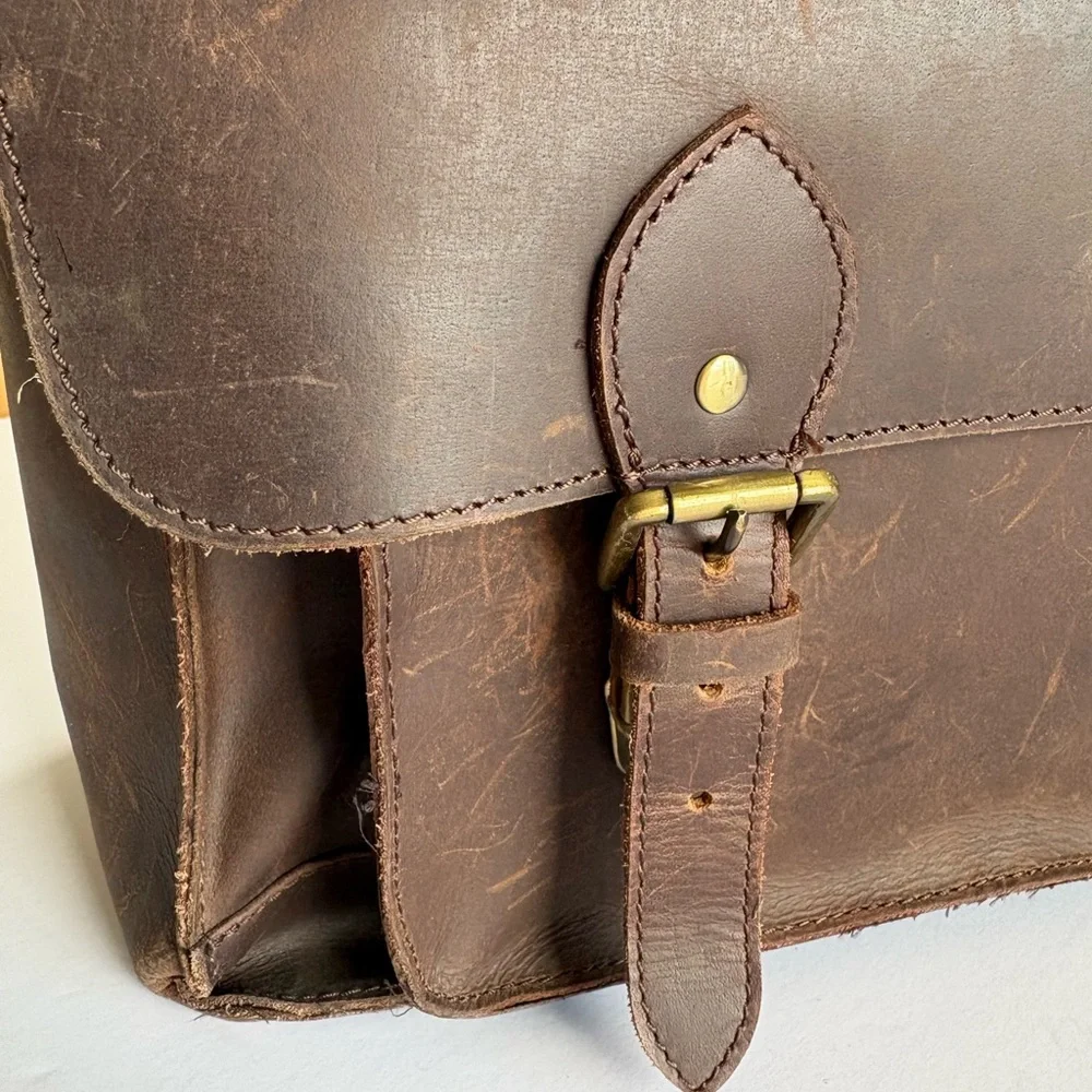 Purple Relic Classic Brown Leather Bag